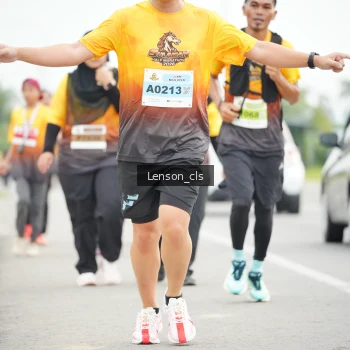 Runner Photo 2034741