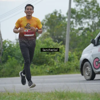 Runner Photo 2034787
