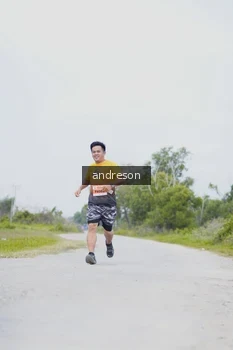 Runner Photo 2034818