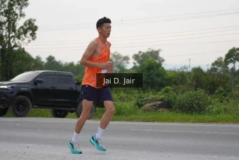 Runner Photo 2034847