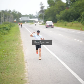 Runner Photo 2034884