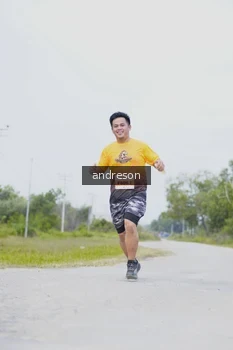 Runner Photo 2034890