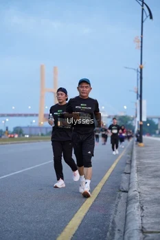 Runner Photo 2034966