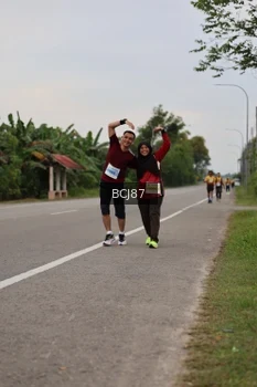 Runner Photo 2035053
