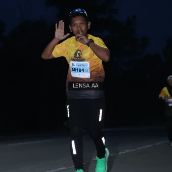 Runner Photo 2035088