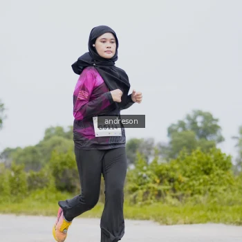 Runner Photo 2035091