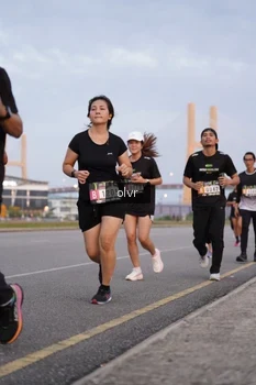 Runner Photo 2035153