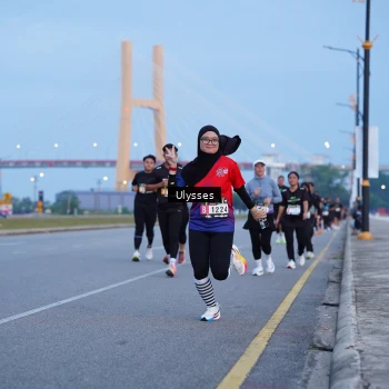 Runner Photo 2035203