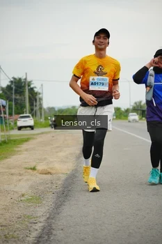 Runner Photo 2035235