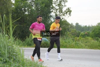 Runner Photo 2035301