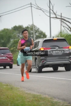 Runner Photo 2035304
