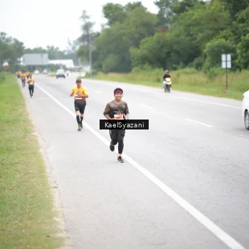 Runner Photo 2035327