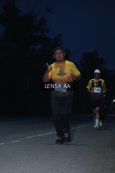Runner Photo 2035405