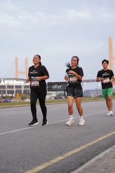 Runner Photo 2035415
