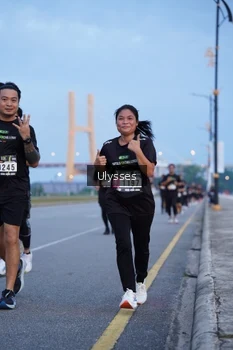 Runner Photo 2035427