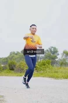 Runner Photo 2035439