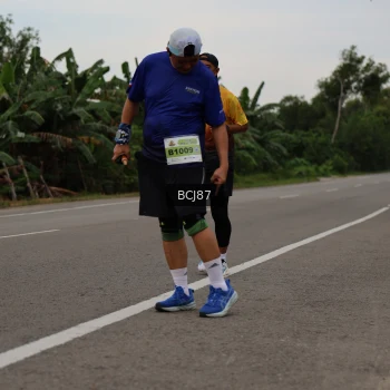 Runner Photo 2035463