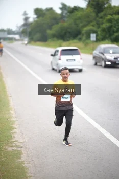 Runner Photo 2035513