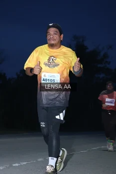 Runner Photo 2035594