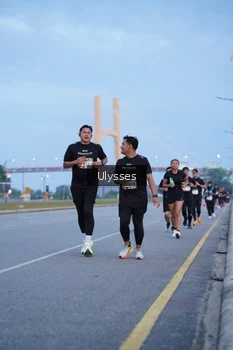 Runner Photo 2035595