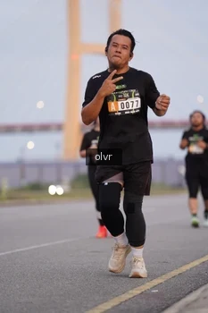 Runner Photo 2035599