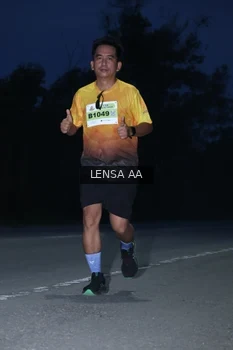 Runner Photo 2035660