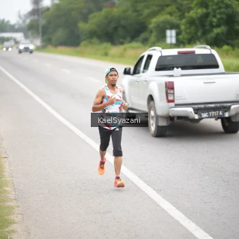 Runner Photo 2035676