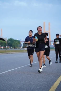 Runner Photo 2035703