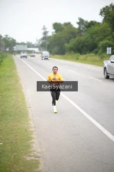 Runner Photo 2035706