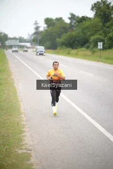 Runner Photo 2035714