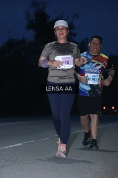 Runner Photo 2035782