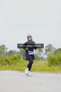 Runner Photo 2035787