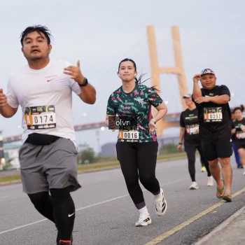 Runner Photo 2035827