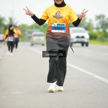Runner Photo 2035857
