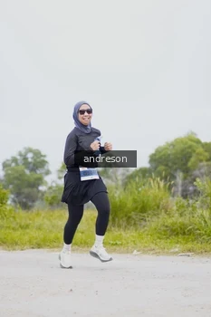 Runner Photo 2035858
