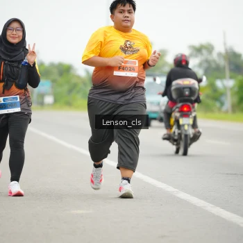 Runner Photo 2035890