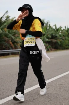Runner Photo 2035907