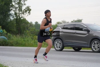 Runner Photo 2035980