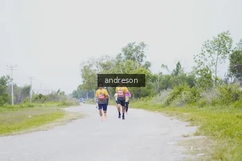 Runner Photo 2035986