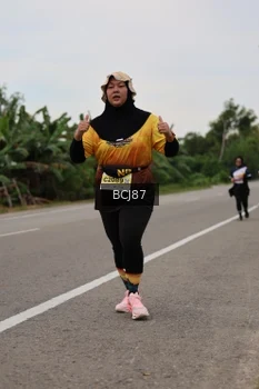 Runner Photo 2035994