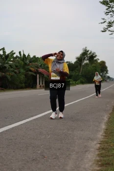 Runner Photo 2036033