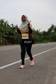 Runner Photo 2036044