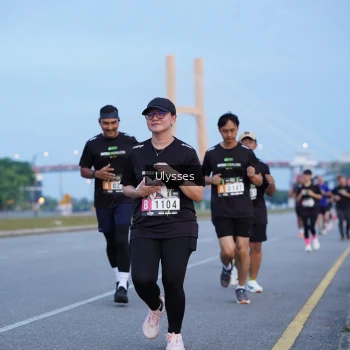 Runner Photo 2036103