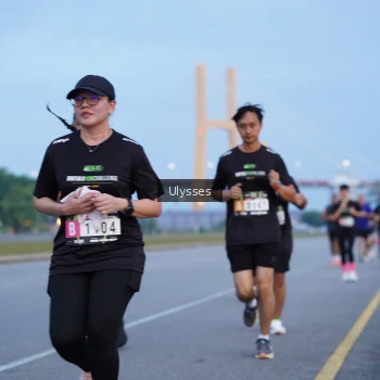 Runner Photo 2036107