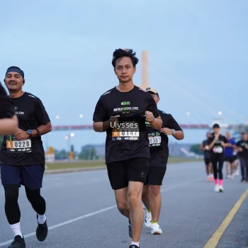 Runner Photo 2036139