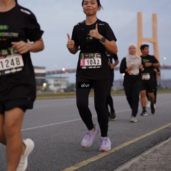 Runner Photo 2036176
