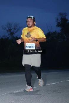 Runner Photo 2036199