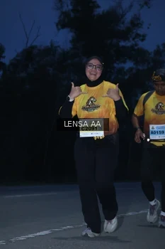 Runner Photo 2036216