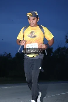 Runner Photo 2036237