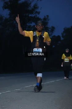 Runner Photo 2036242